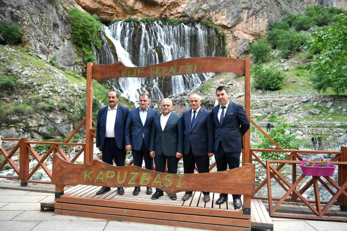 Kayseri Büyükşehir Belediye Başkanı Kapuzbaşı Şelaleleri\'ni Ziyaret Etti