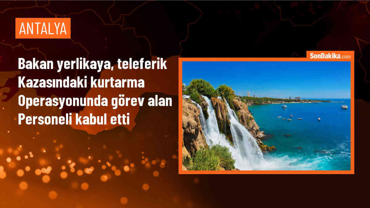 İçişleri Bakanı Ali Yerlikaya, teleferik kazasında mahsur kalanları kurtaran Sahil Güvenlik personelini kabul etti