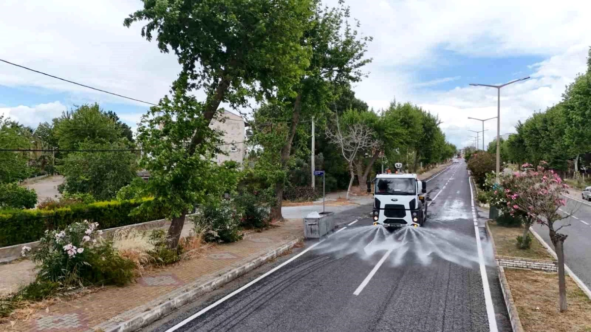 Aydın Büyükşehir Belediyesi Temizlik Çalışmalarını Sürdürüyor