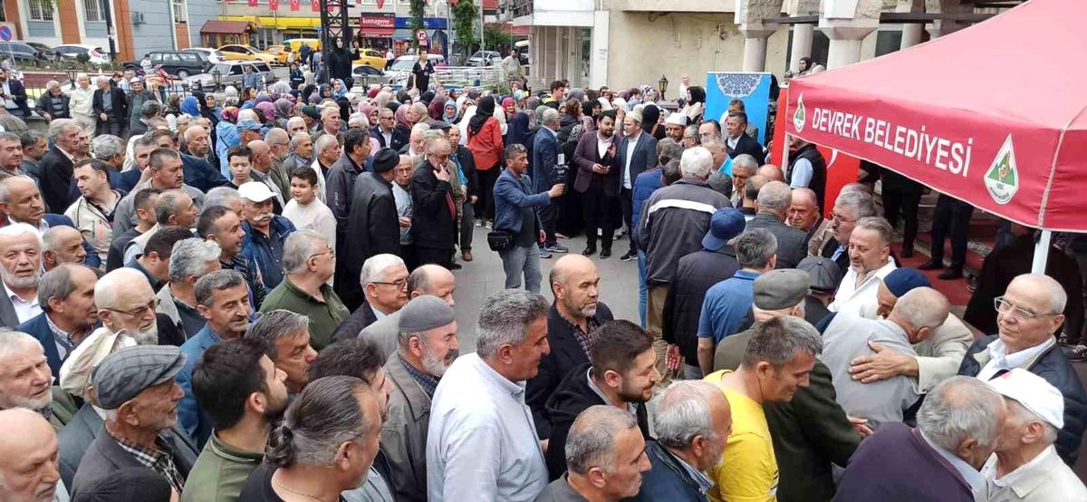 Devrekli hacı adayları kutsal topraklara uğurlandı