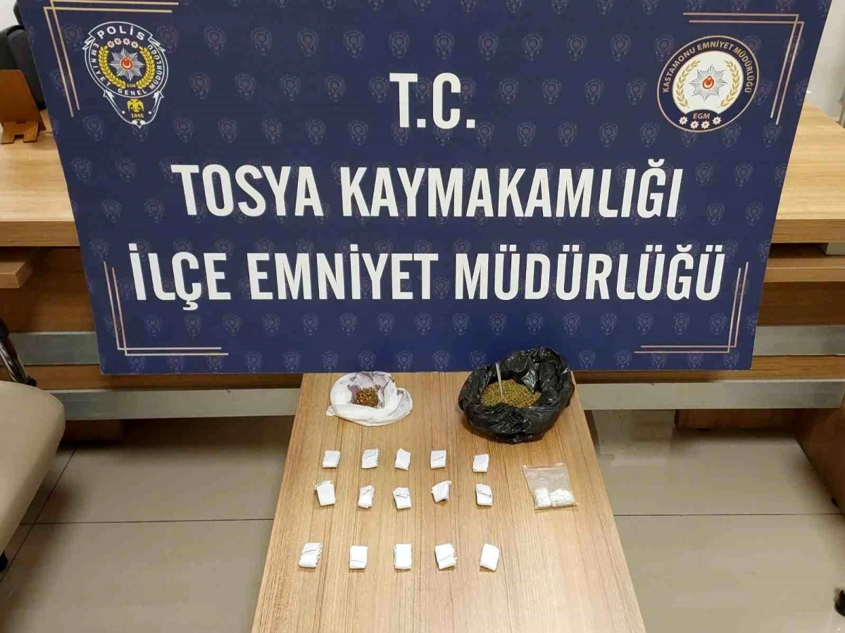 Tosya\'da Uyuşturucu Operasyonu: 2 Şahıstan 1\'i Tutuklandı