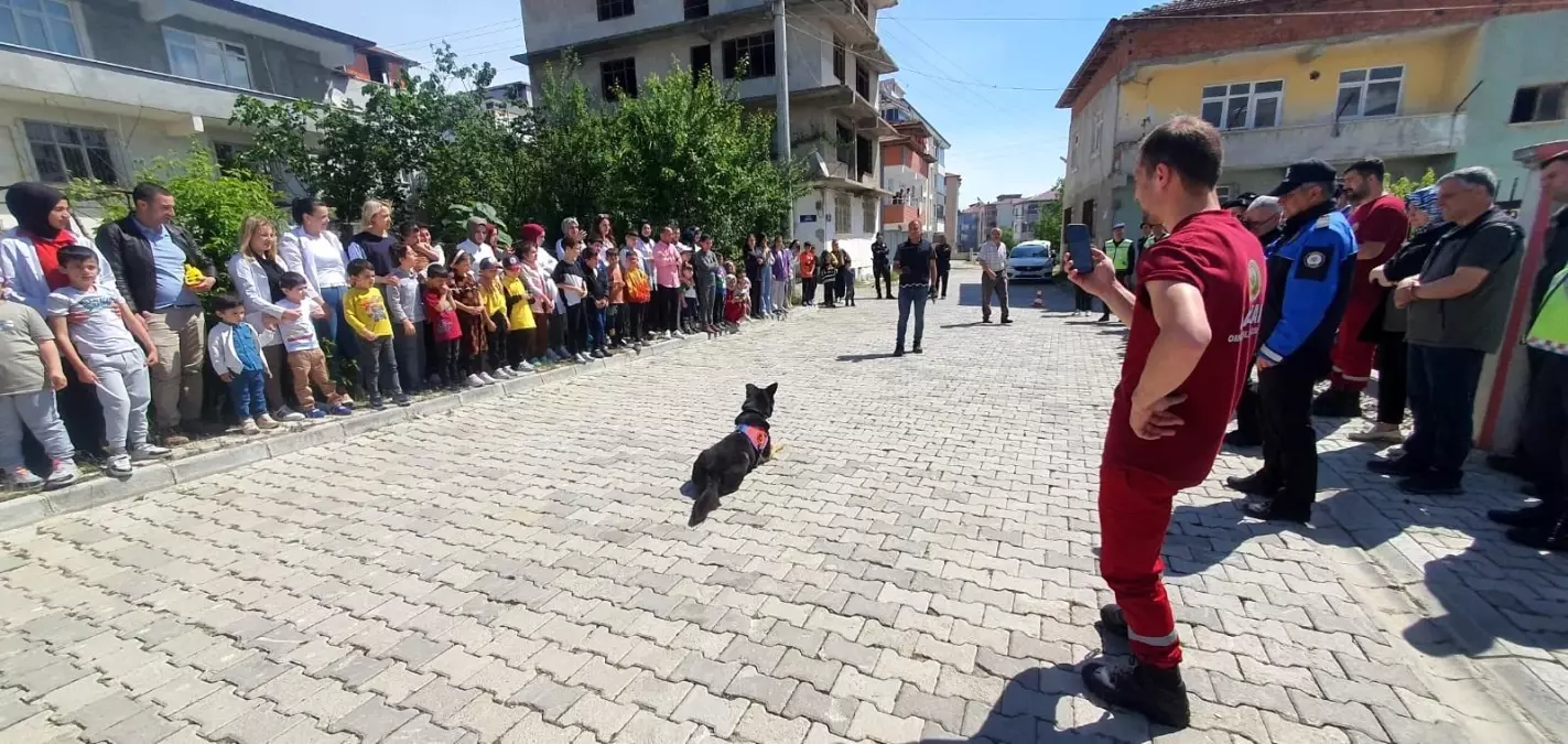 Samsun\'da Çocuklara Trafik Eğitimi Verildi