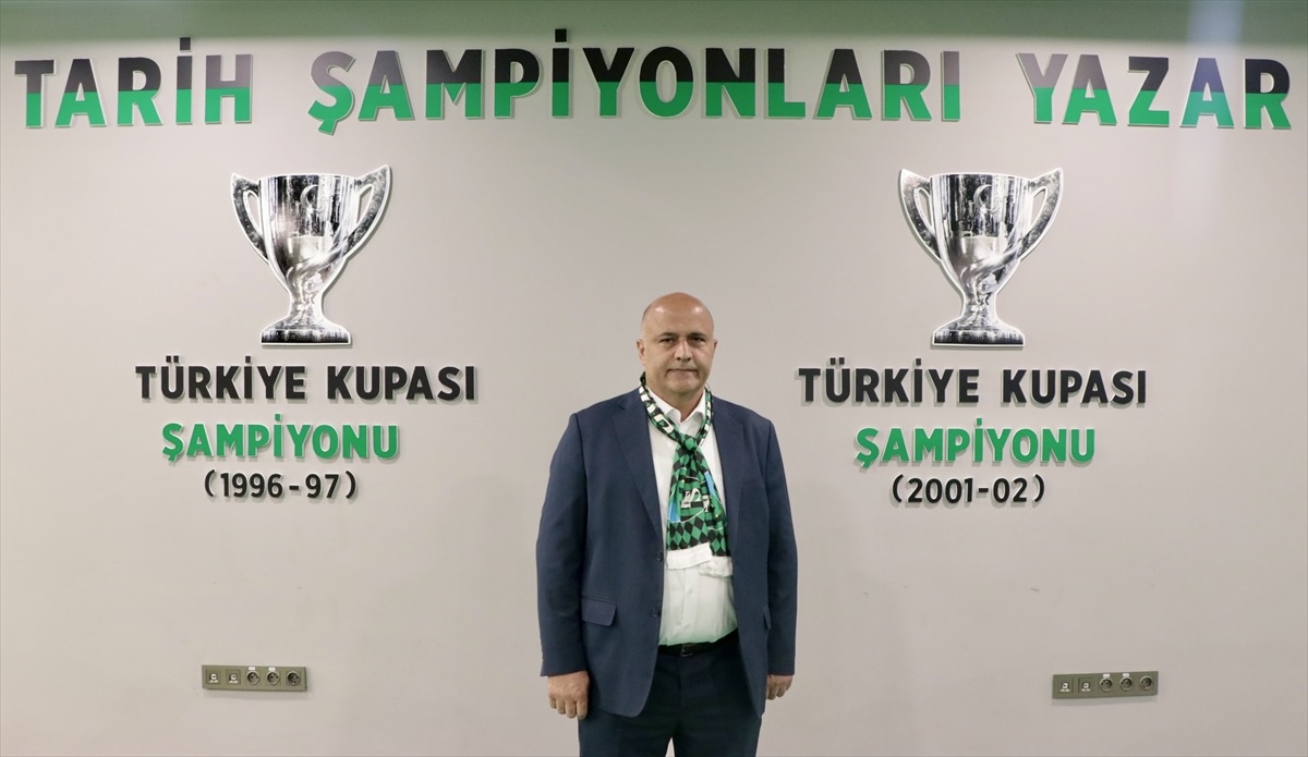 Kocaelispor, Süper Lig\'e yükselmek için doğrudan final oynamayı hedefliyor