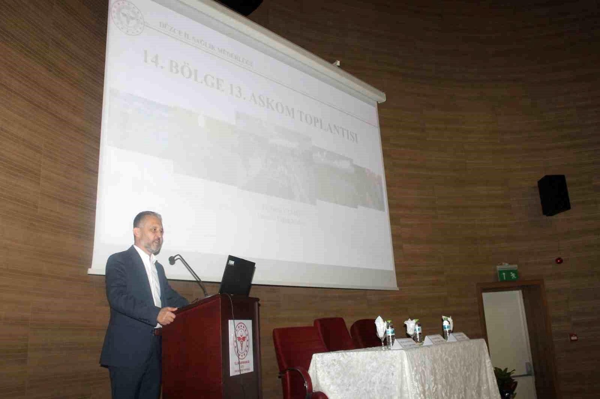 Düzce\'de Acil Sağlık Hizmetleri Koordinasyon Merkezi Toplantısı Gerçekleştirildi