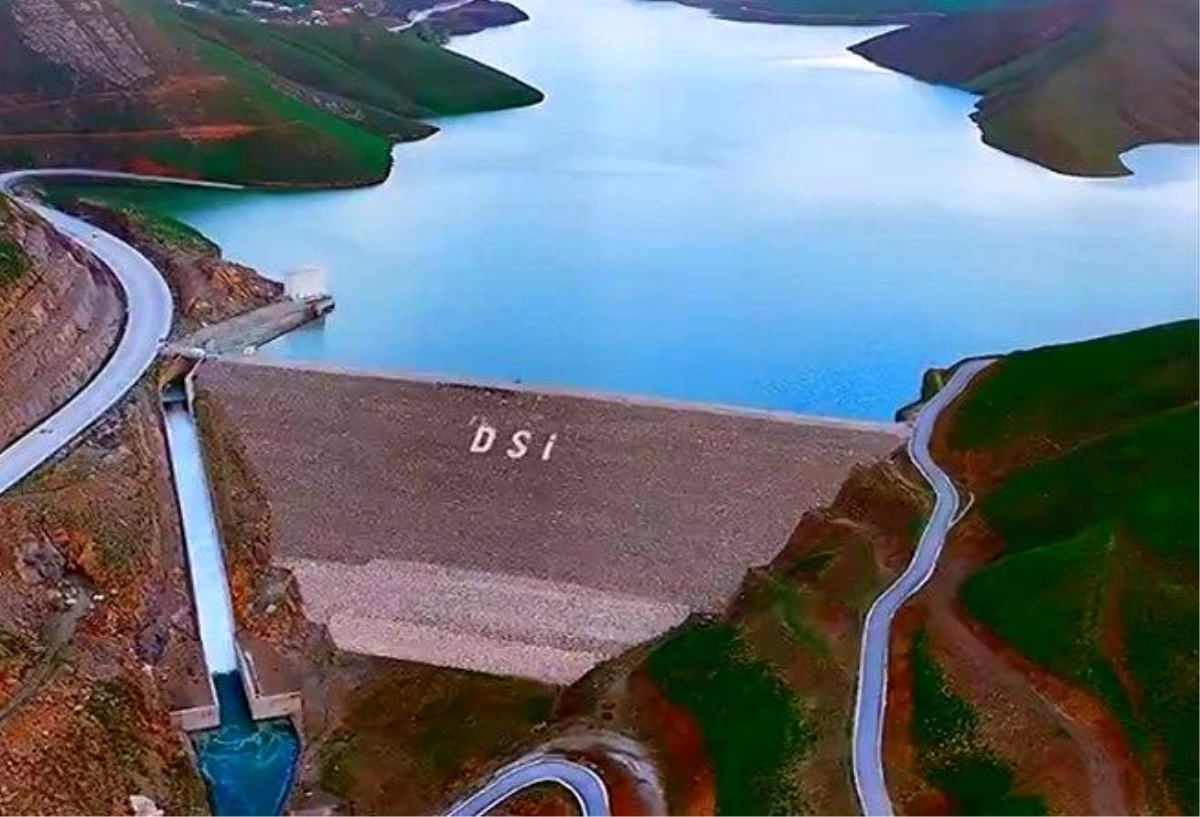 Hakkari\'de Yüksekova Dilimli Barajı Sulama Kanalı Projesi için imzalar atıldı