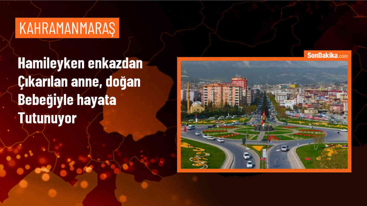 Depremde kaybettikleriyle yaşamaya tutunan anne, bebeğiyle hayata devam ediyor