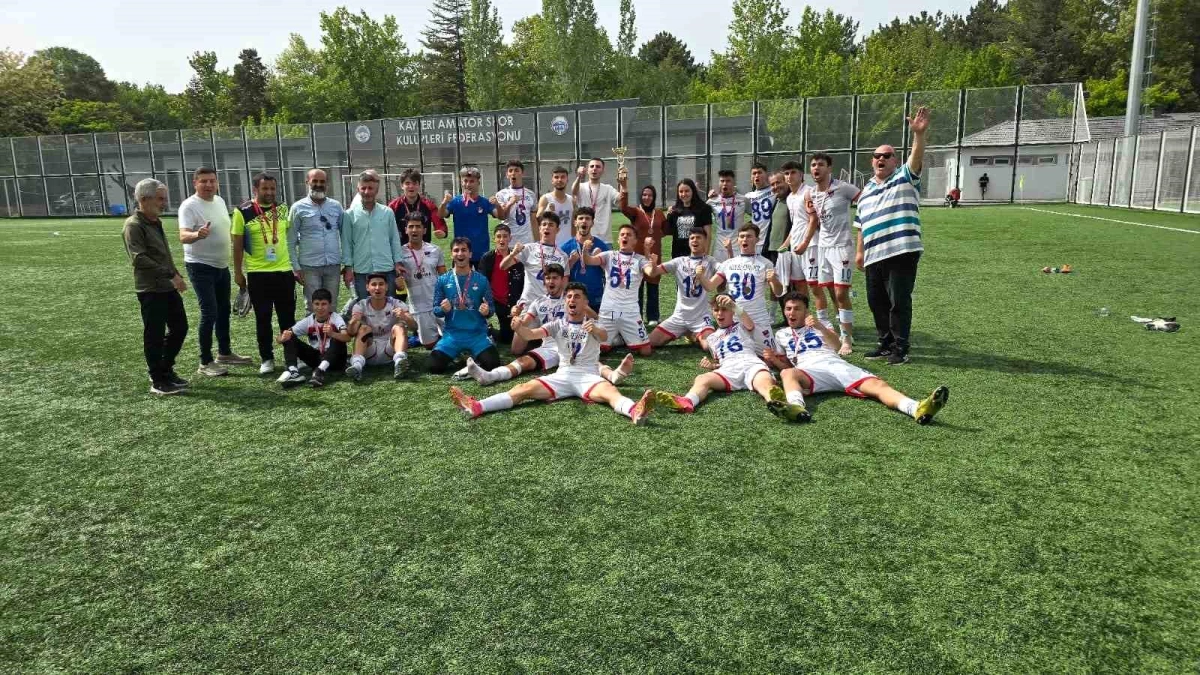 Niğde Belediye Spor Kulübü U18 Takımı Türkiye Şampiyonası\'na Katılma Hakkı Elde Etti