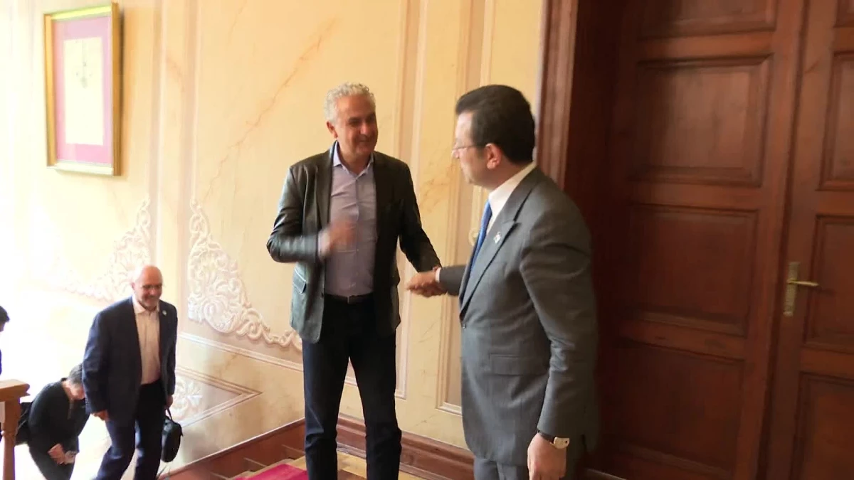 İBB Başkanı İmamoğlu, Ramallah Belediye Başkanı Kassis\'i misafir etti
