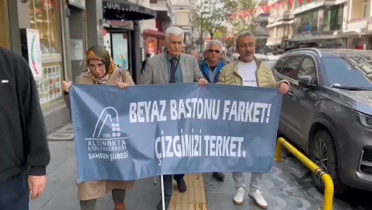 Engelliler Haftası\'nda Altı Nokta Körler Derneği Samsun Şubesi Yürüyüş Yaptı
