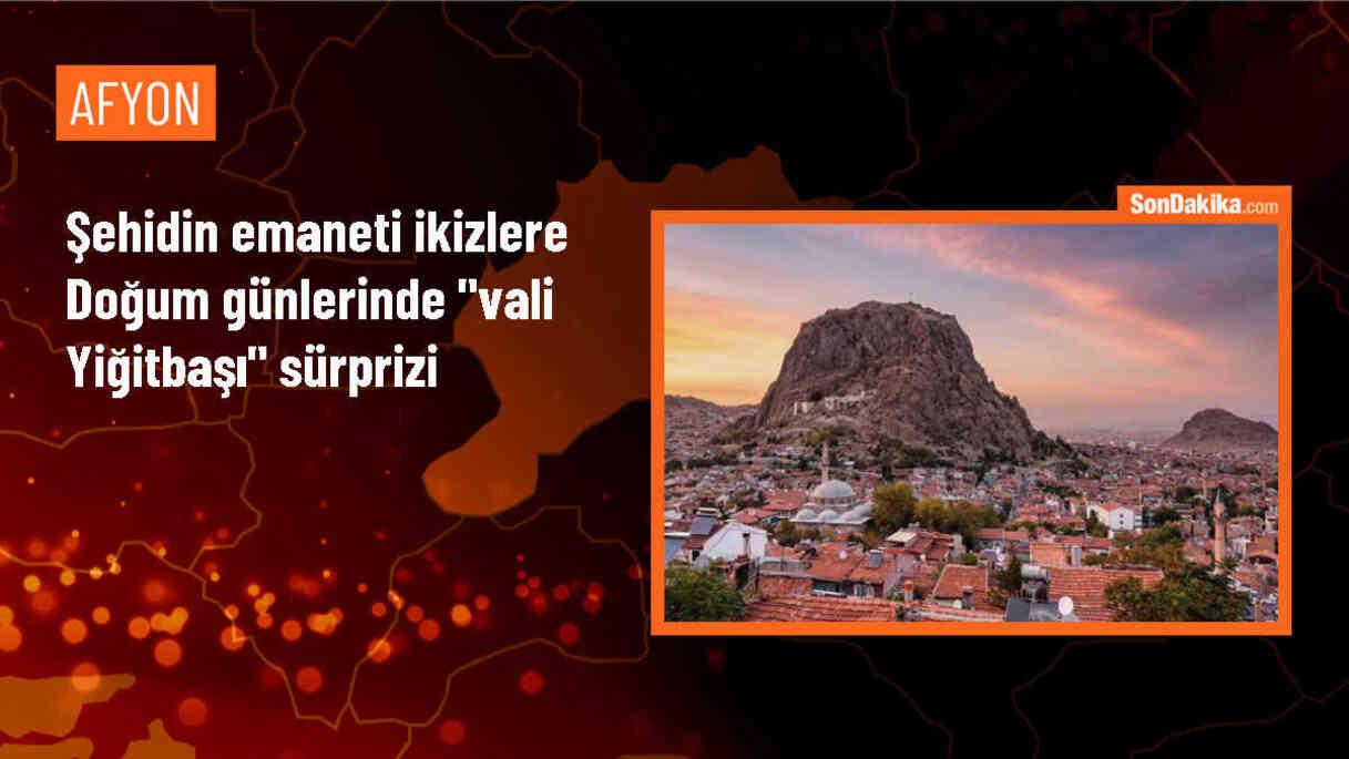 Afyonkarahisar Valisi, şehit İbrahim Çetin\'in ikizlerinin doğum günü etkinliğine katıldı