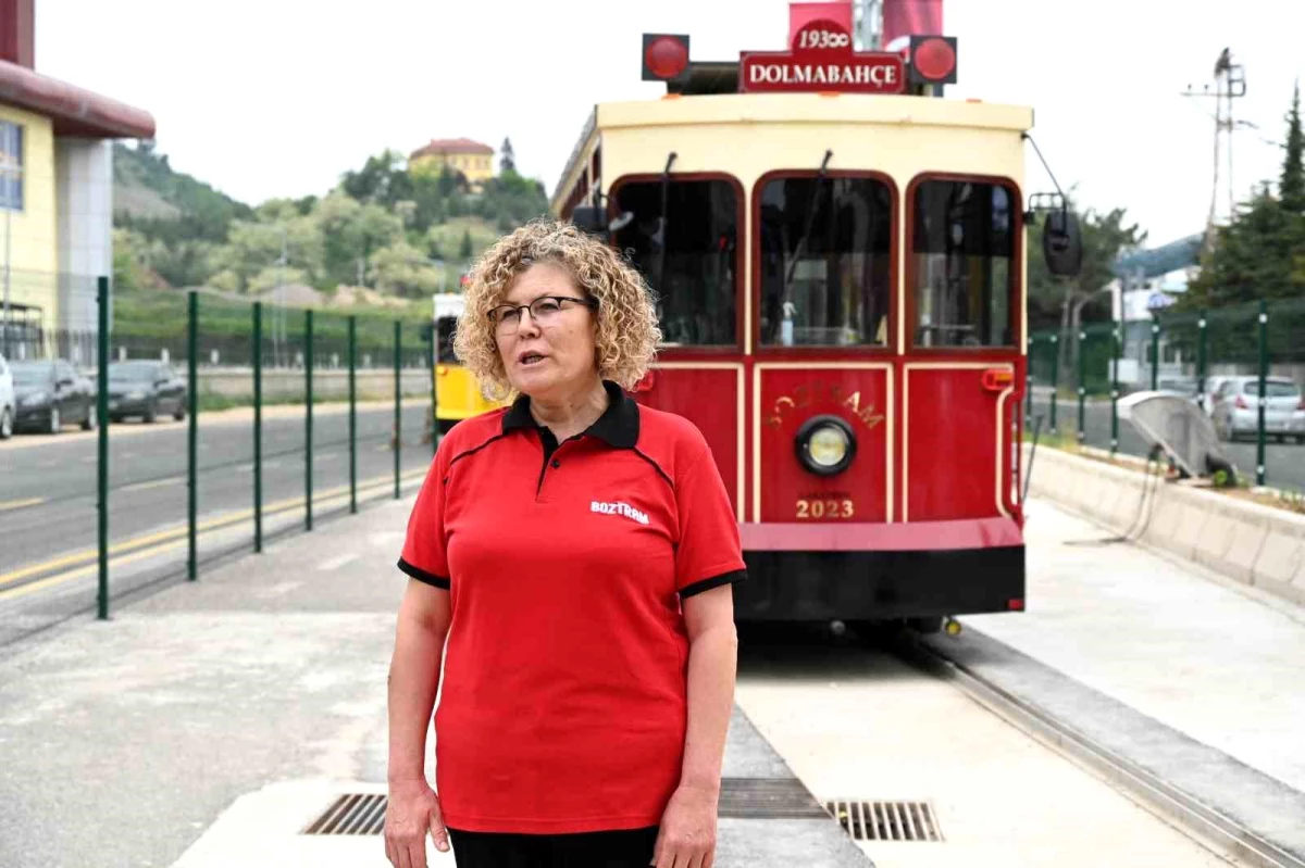 Bozüyük Nostaljik Tramvay\'da Çalışan Kadın Vatman: İşimi Severek Yapıyorum