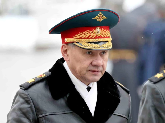 Putin, Savunma Bakanı Şoygu'yu görevden alarak Güvenlik Konseyi Sekreteri olarak atadı