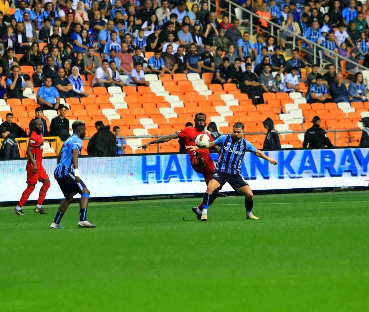 Adana Demirspor - Gaziantep FK Maçında Konuk Ekip Üstünlükle İlk Yarıyı Tamamladı
