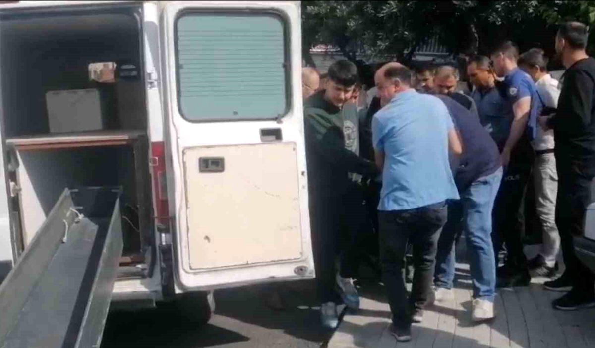 Denizli\'de 3 Çocuk Babası Şahıs Evinde Ölü Bulundu