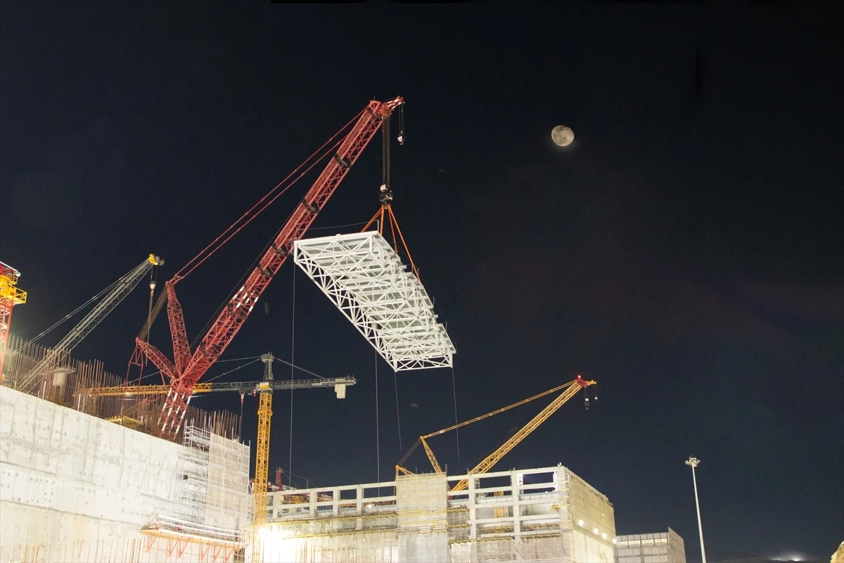 Akkuyu Nükleer Güç Santrali\'nde Türbin Binasının Çatısı Tamamlandı