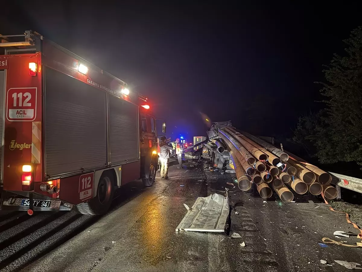 Sakarya\'da kaza sonucu hayatını kaybeden çift Giresun\'da toprağa verildi