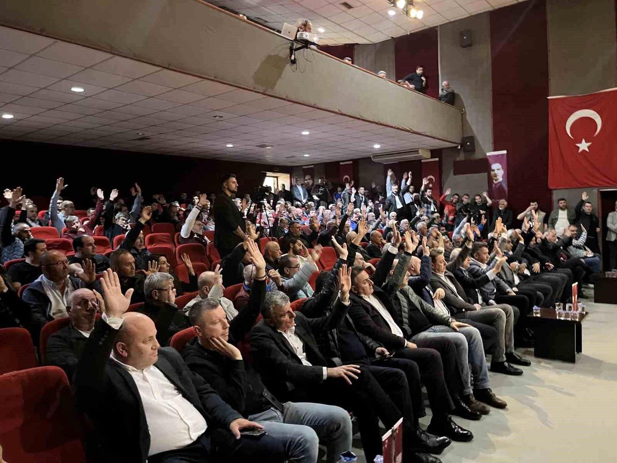 Bandırmaspor Olağanüstü Seçimli Genel Kurulu Gerçekleştirildi