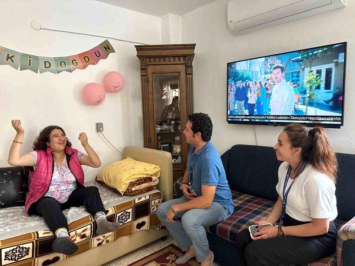 Bodrum Belediyesi Engelliler Haftası\'nda dezavantajlı vatandaşları ziyaret ediyor