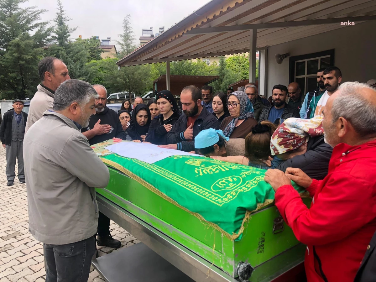 Tunceli\'de kaybolan kadının cesedi toprağa verildi