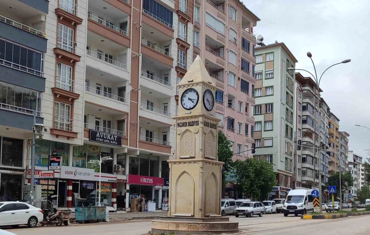 Kahramanmaraş\'ta Deprem Simgesi Haline Gelen Saat Kulesi