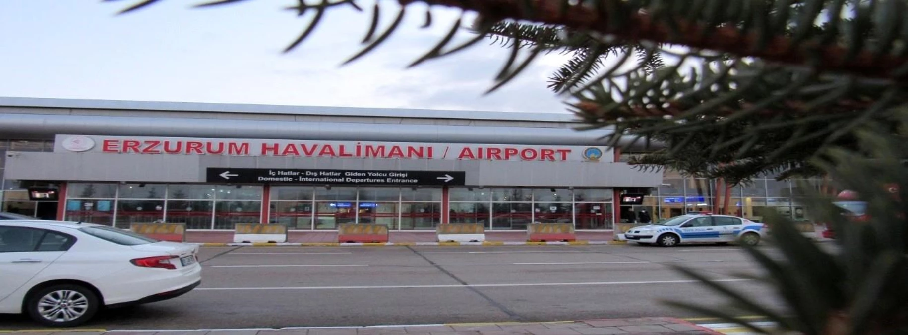 Erzurum Havalimanı Nisan Ayında Uçak Seferleri ve Yolcu Sayısında Artış Gösterdi