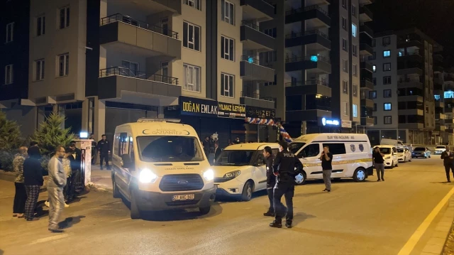 Gaziantep'te eşini öldüren, oğlu ve damadını silahla yaralayan şüpheli tutuklandı