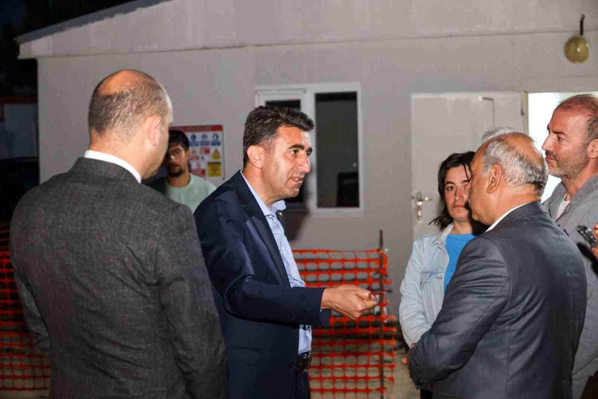 Bilecik Valisi Şefik Aygöl, yükseköğrenim yurdu inşaatında incelemelerde bulundu