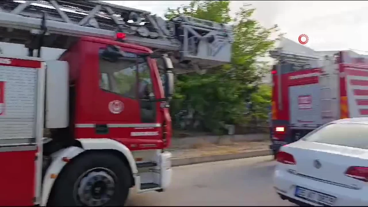 İzmir\'de tekstil fabrikasındaki yangın