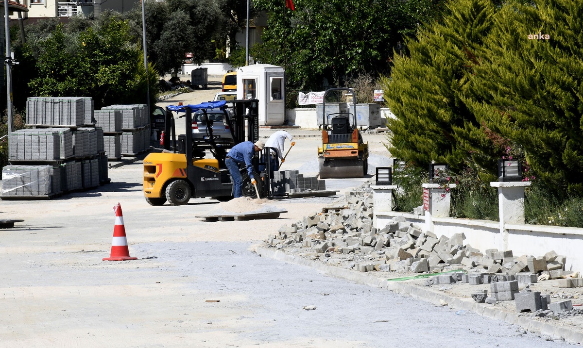 Kuşadası Belediyesi 5 Yılda 218 Kilometre Yol Yaptı