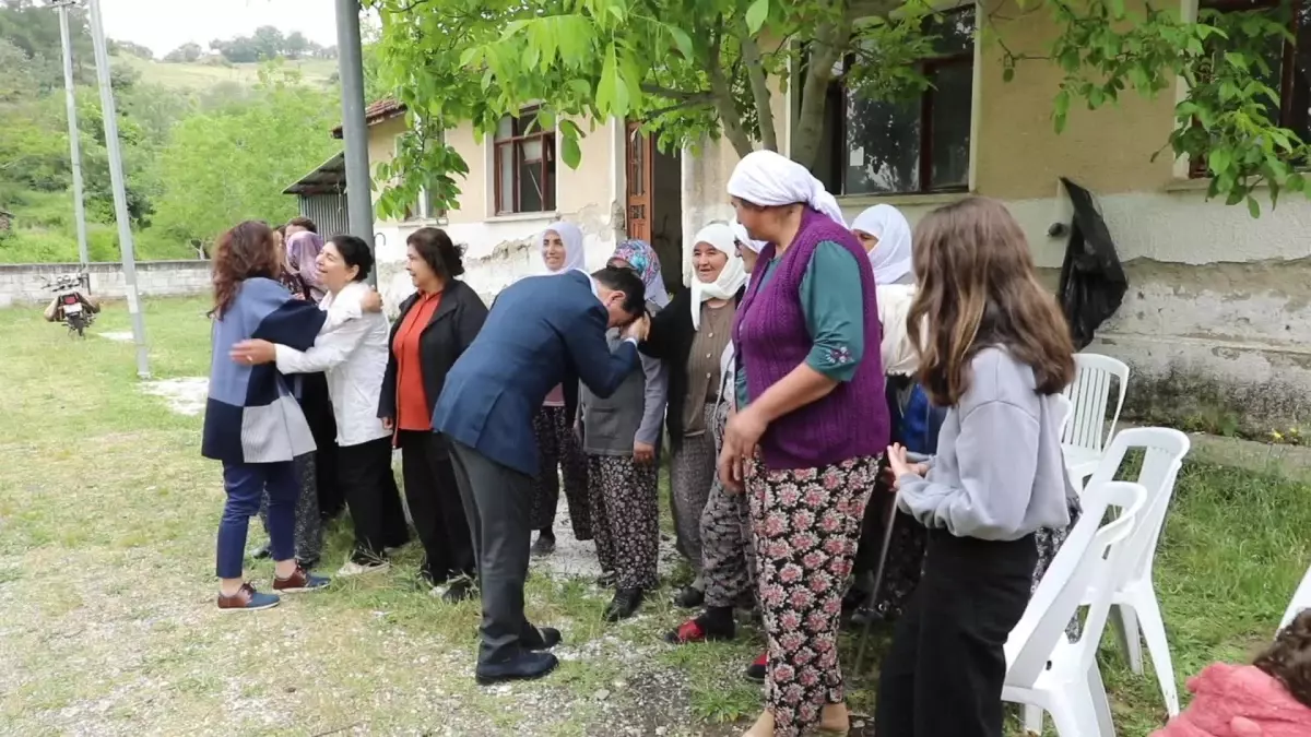 Muğla Büyükşehir Belediye Başkanı Ahmet Aras, Deştin halkıyla bir araya geldi