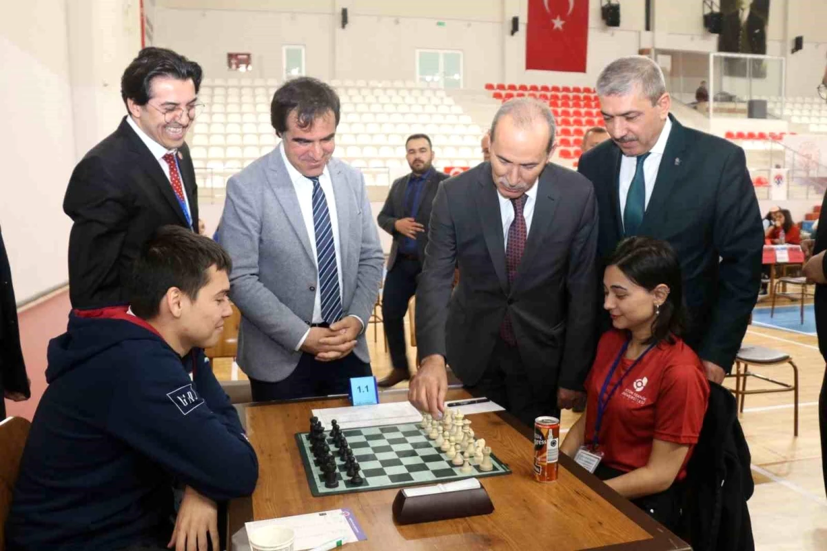 ÜNİLİG Satranç Türkiye Şampiyonası Sivas\'ta Başladı