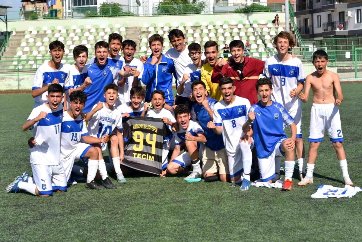 Yunusemre Belediyespor U15 Futbol Takımı Türkiye Şampiyonası\'nda Manisa\'yı temsil edecek
