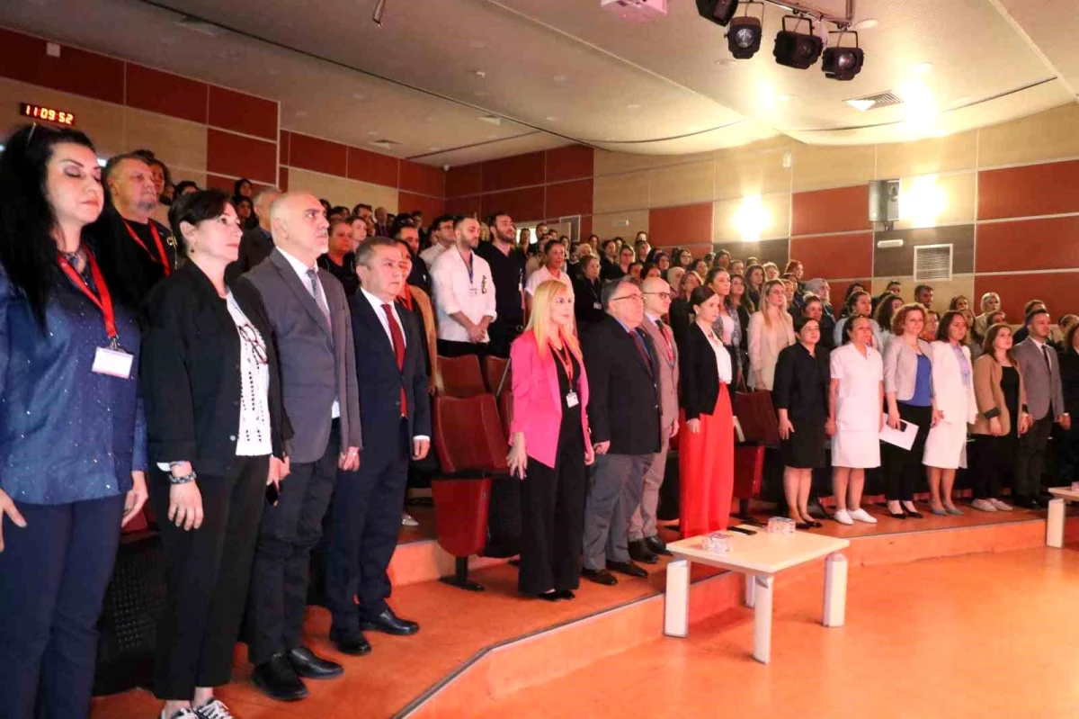 Zonguldak Bülent Ecevit Üniversitesi\'nde Dünya Hemşireler Günü kutlamaları düzenlendi
