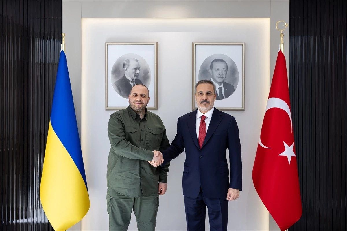 Dışişleri Bakanı Hakan Fidan, Ukrayna Savunma Bakanı Umerov ile Ankara\'da görüştü
