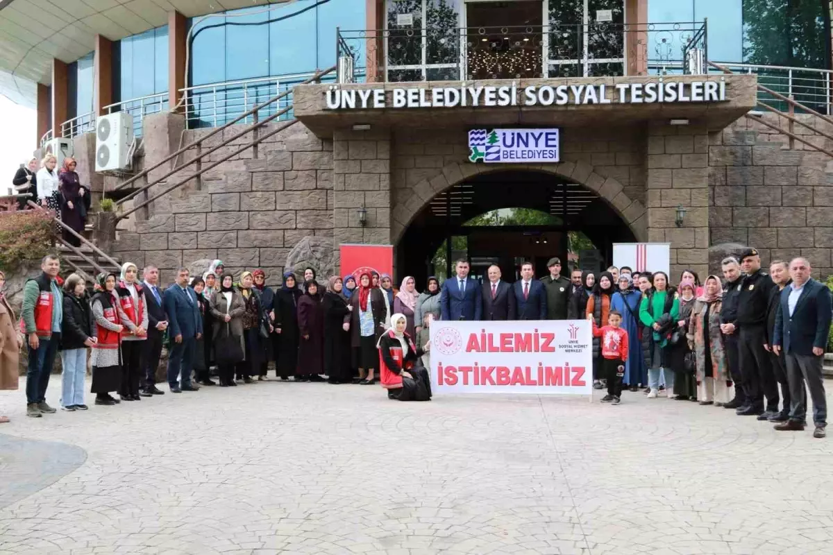 Ünye\'de Şehit Anneleri, Koruyucu Anneler ve Engelli Anneler İçin Program Düzenlendi