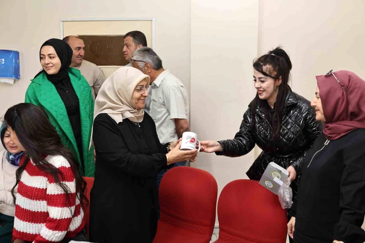 Talas Belediyesi Hemşireler Günü\'nde Sağlık Çalışanlarını Unutmadı