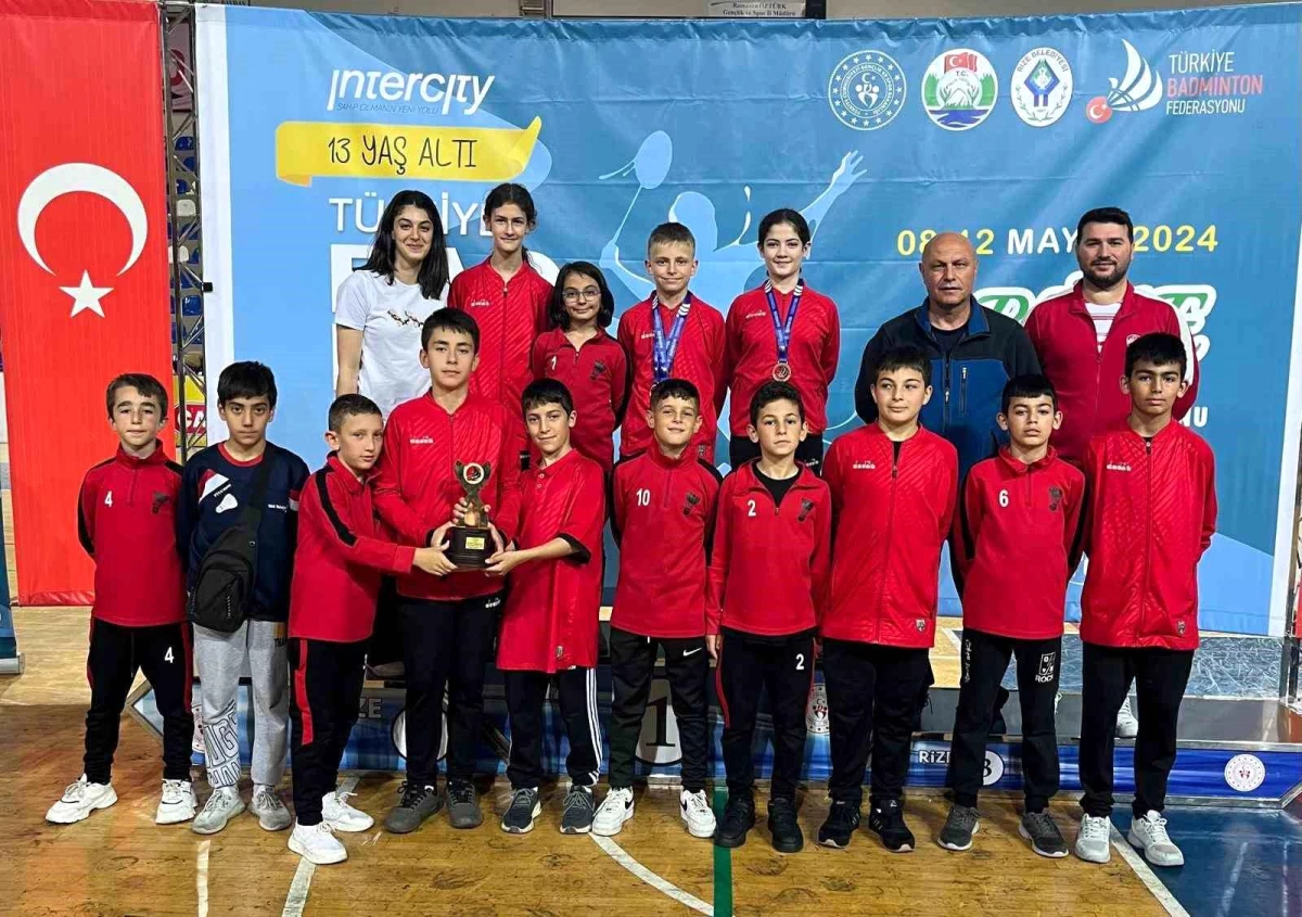 Erzincan İl Özel İdaresi Spor Kulübü, U13 Türkiye Badminton Şampiyonasında Başarıya İmza Attı