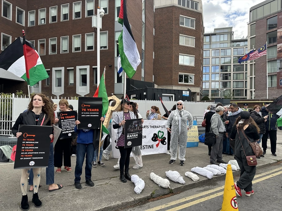 İrlanda\'da Filistin\'e Destek Gösterisi Düzenlendi