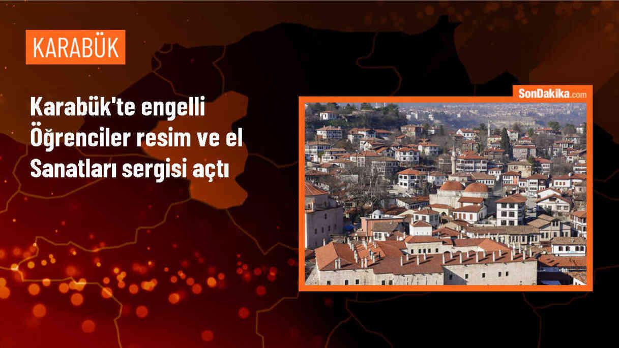 Karabük\'te engelli öğrencilerin resim ve el sanatları sergisi büyük ilgi gördü