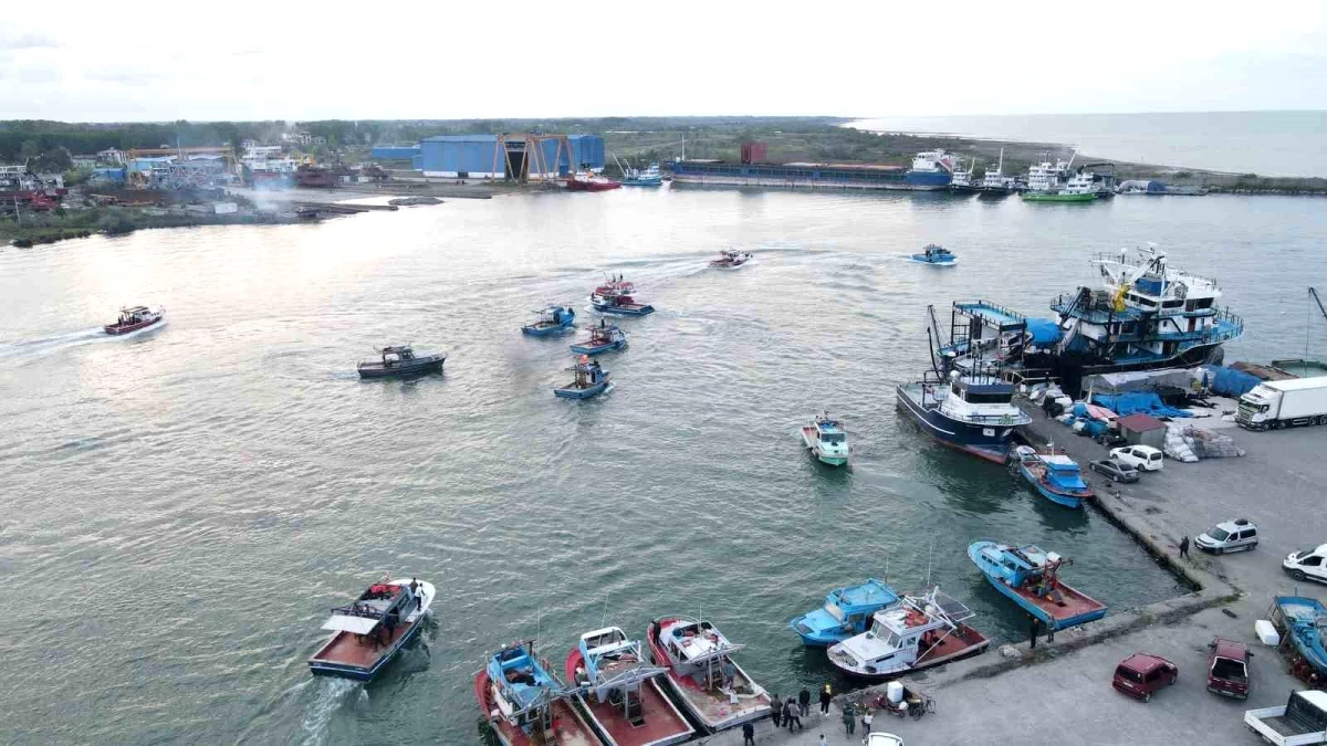 Karadenizli Balıkçılar, Kaçak Avlanma İçin Eylem Yaptı