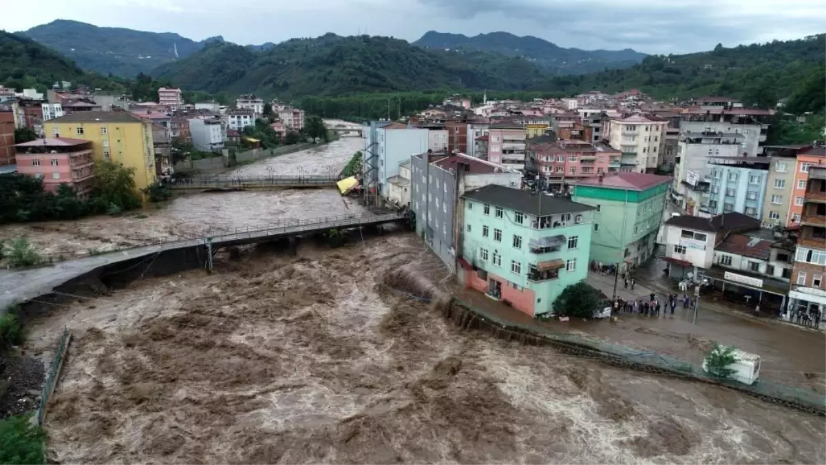 Samsun\'da Taşkın Kontrol İşlerinin Toplam Maliyeti 5 Milyar 5 Milyon TL