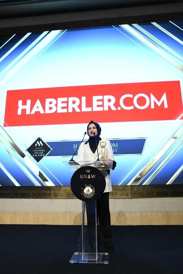 Türkiye Marka Zirvesi'nde Haberler.com'a Yılın Haber Portalı Ödülü