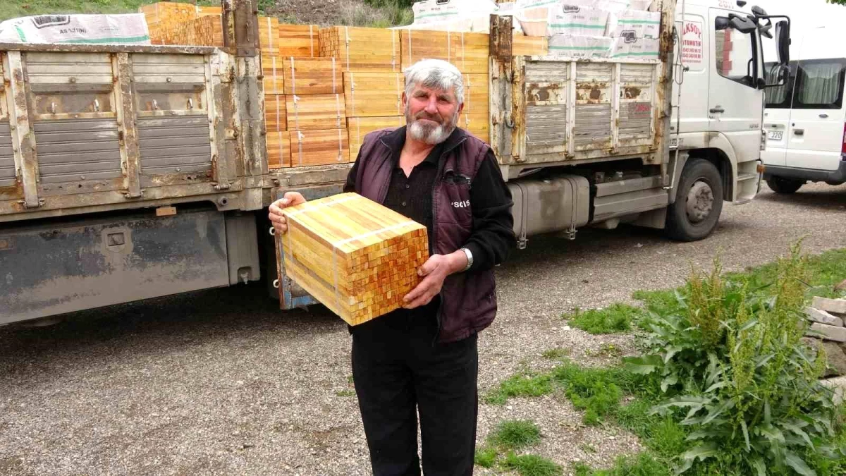 Yozgat Arı Yetiştiricileri Birliği Üyelerine 40 Bin Arı Çıtası Dağıtıldı