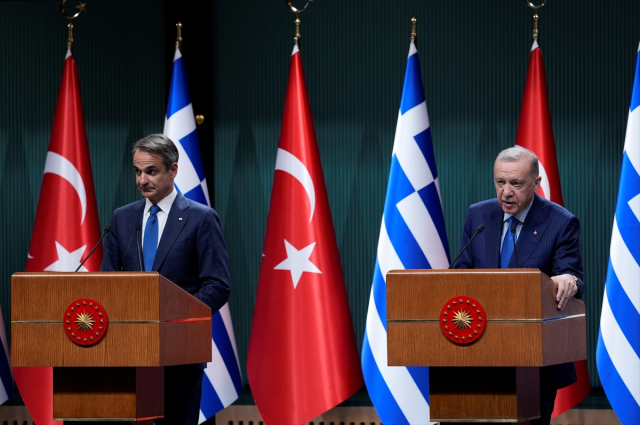 Yunanistan Başbakanı Ankara'da: İki lider anlaşmazlıkları çözmek için diyalog yolunda