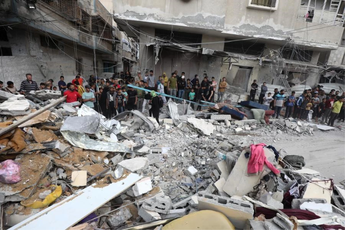İsrail\'in Gazze Şeridi\'ndeki bombardımanda 40 Filistinli öldü