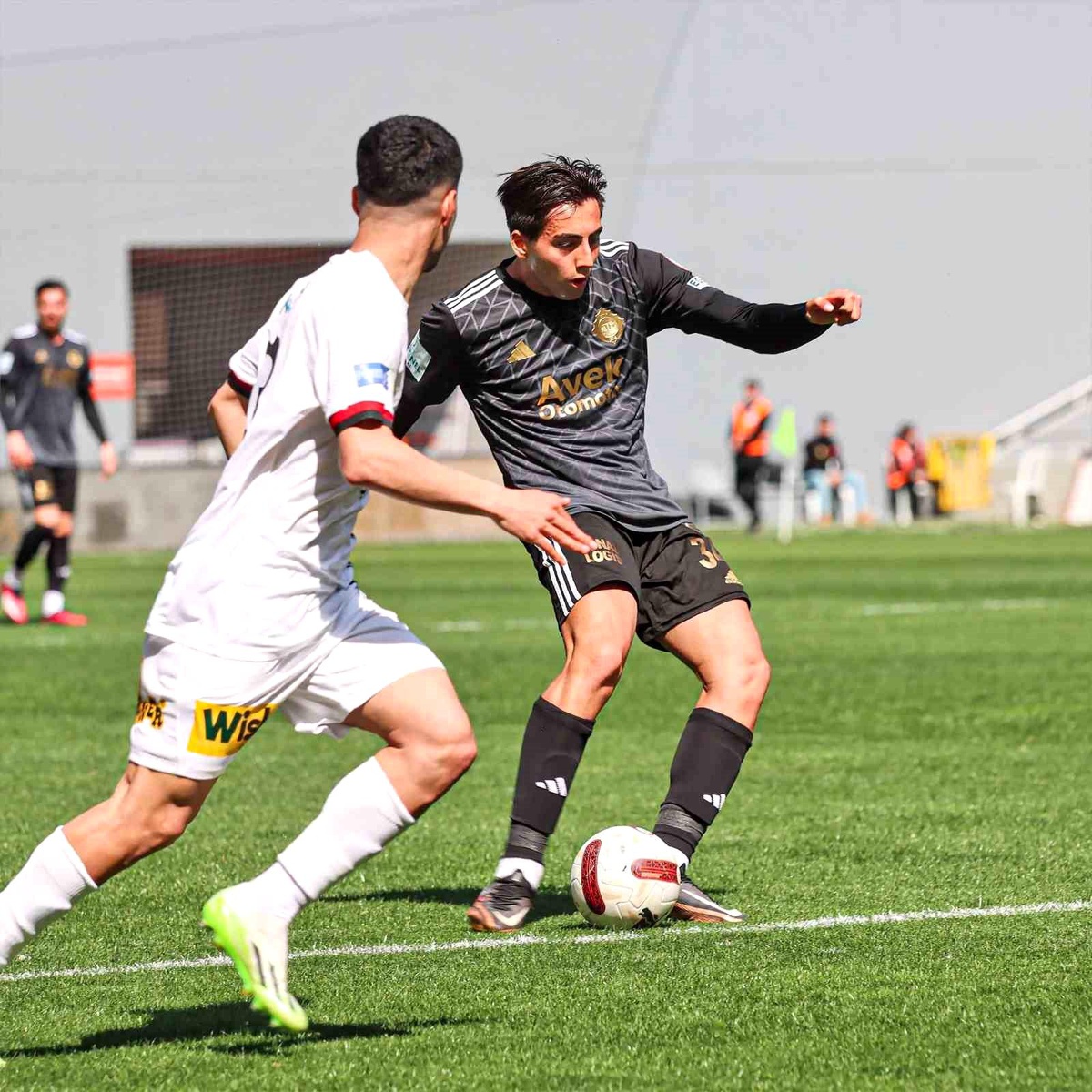 Alanyaspor, Altay\'ın genç oyuncusu Enes Öğrüce için transfer görüşmelerine başladı