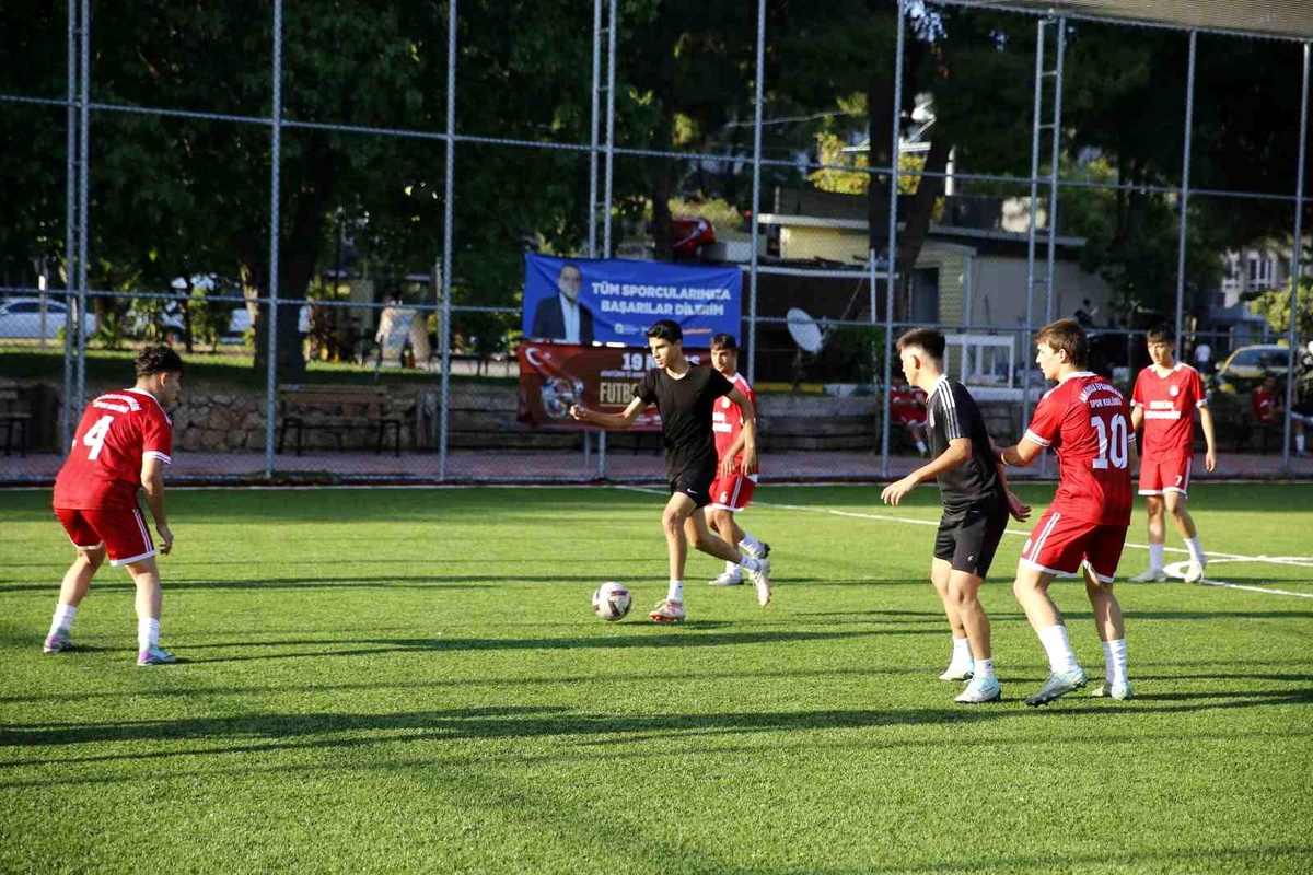 Antalya Büyükşehir Belediyesi Futbol Turnuvası Başladı