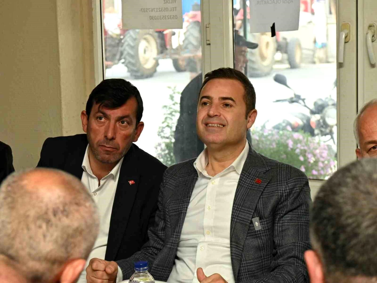 Balıkesir Büyükşehir Belediye Başkanı Ahmet Akın, Yakupköy\'de vatandaşlarla buluştu
