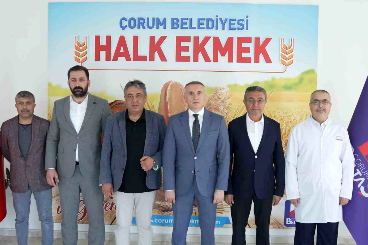 Çorum Belediye Meclisi Grup Başkanları Halk Ekmek Fabrikası\'nı Gezdi