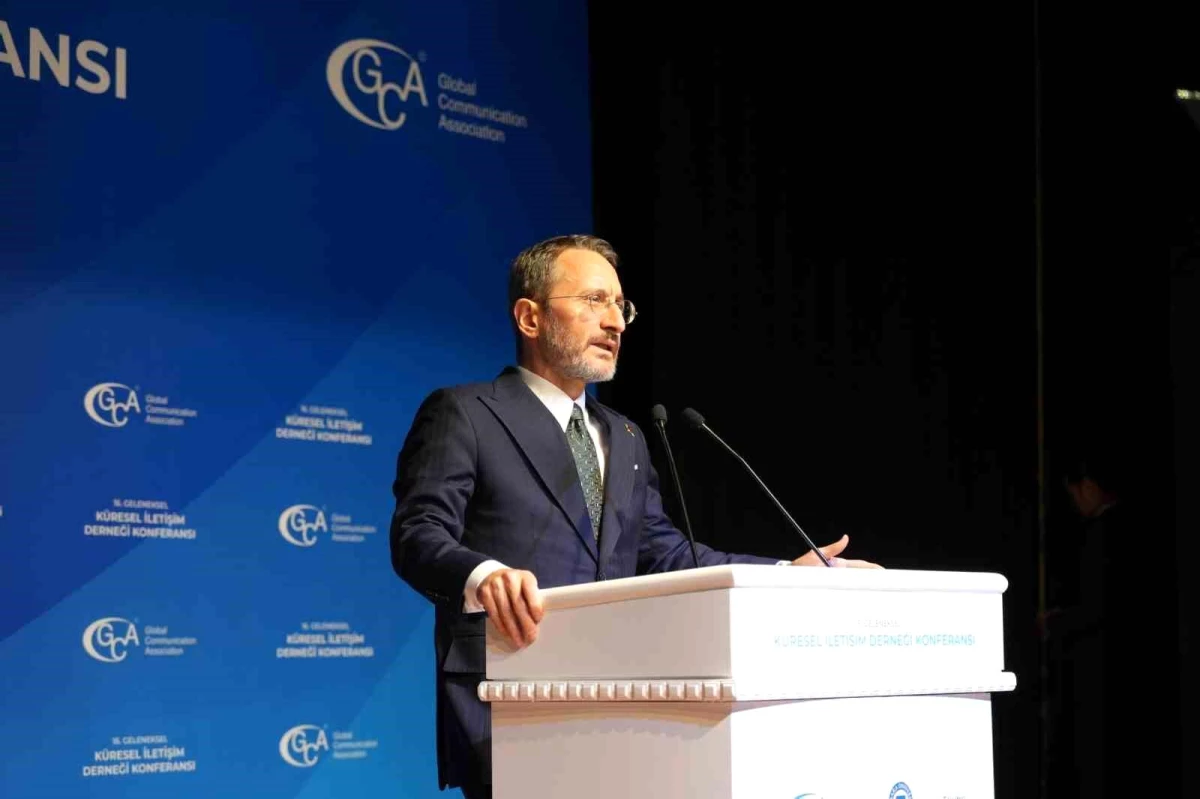 Cumhurbaşkanlığı İletişim Başkanı Fahrettin Altun: Hakikat krizi derinleşiyor